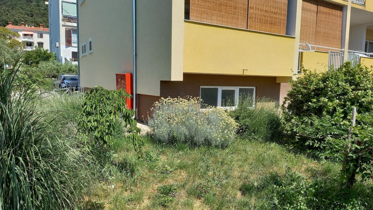 Apartment Sara - Cres Exterior foto